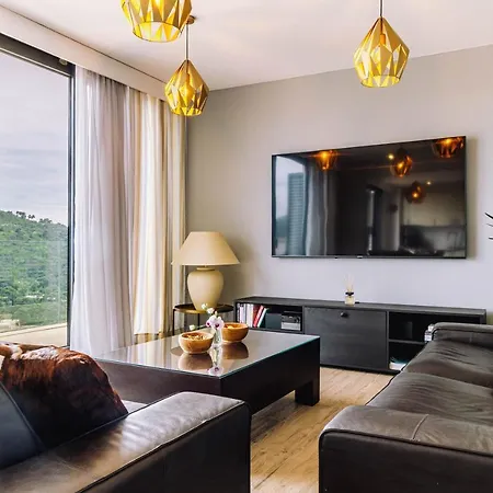 Gold Penthouse *